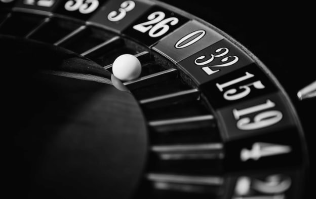 89rr Live Casino dealer profesional – suasana meja baccarat langsung